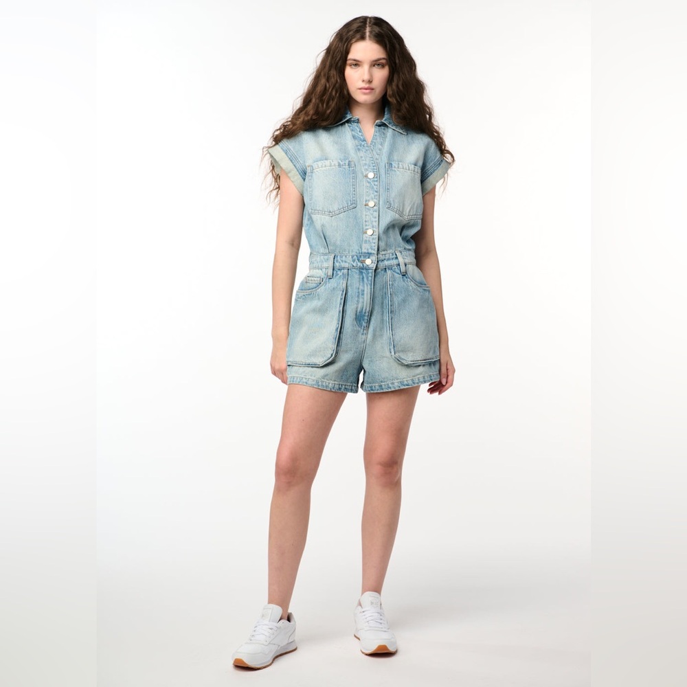 NWT Big Shot Romper⚡️